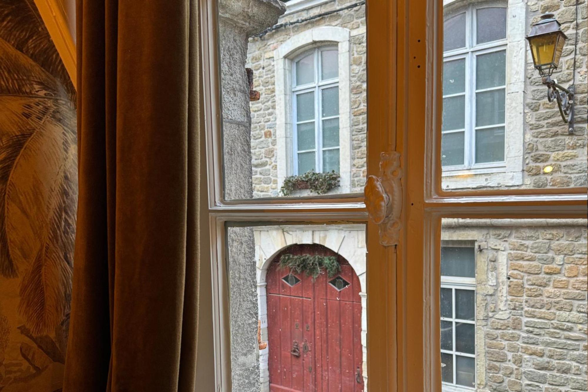 Maison 1747 - Gites De Standing En Vieille-Ville Avec Cour Boulogne-sur-Mer Luaran gambar